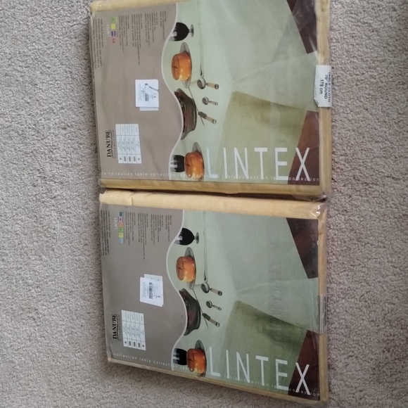 Lintex Danube 70" Round Tablecloth & 60x 84" Oblong - Picture 5 of 5